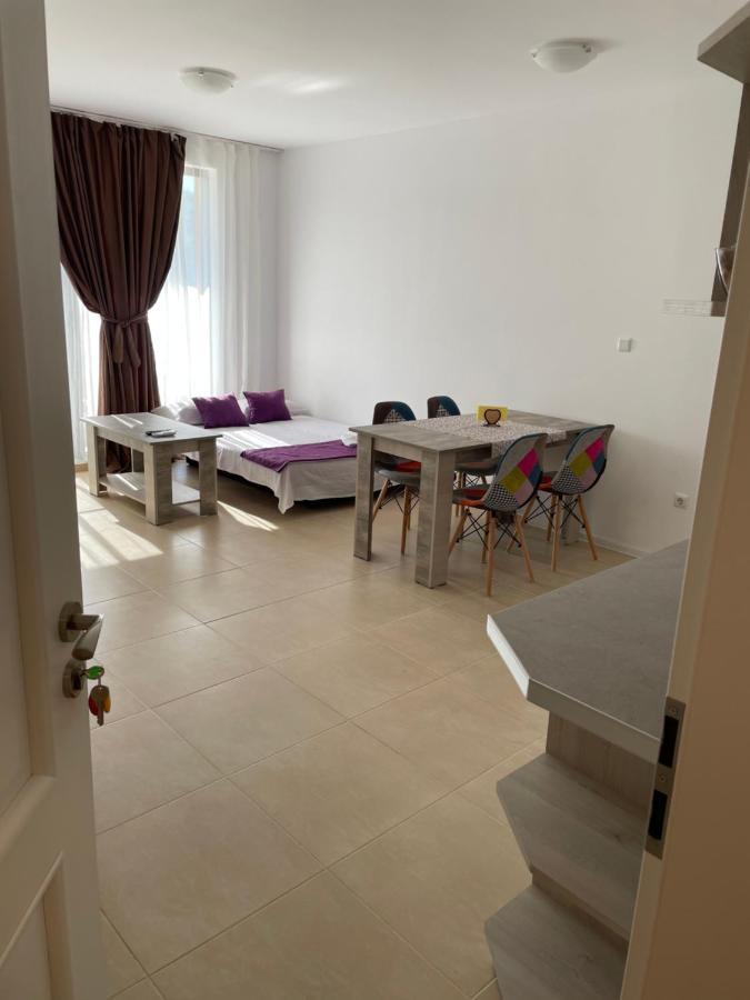 Harisma Apartment Kavatsi,Созополь Экстерьер фото